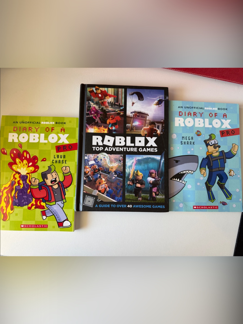 Roblox Book Bundle - Top Adventure Games Guide, Lava Chase and Mega Shark books